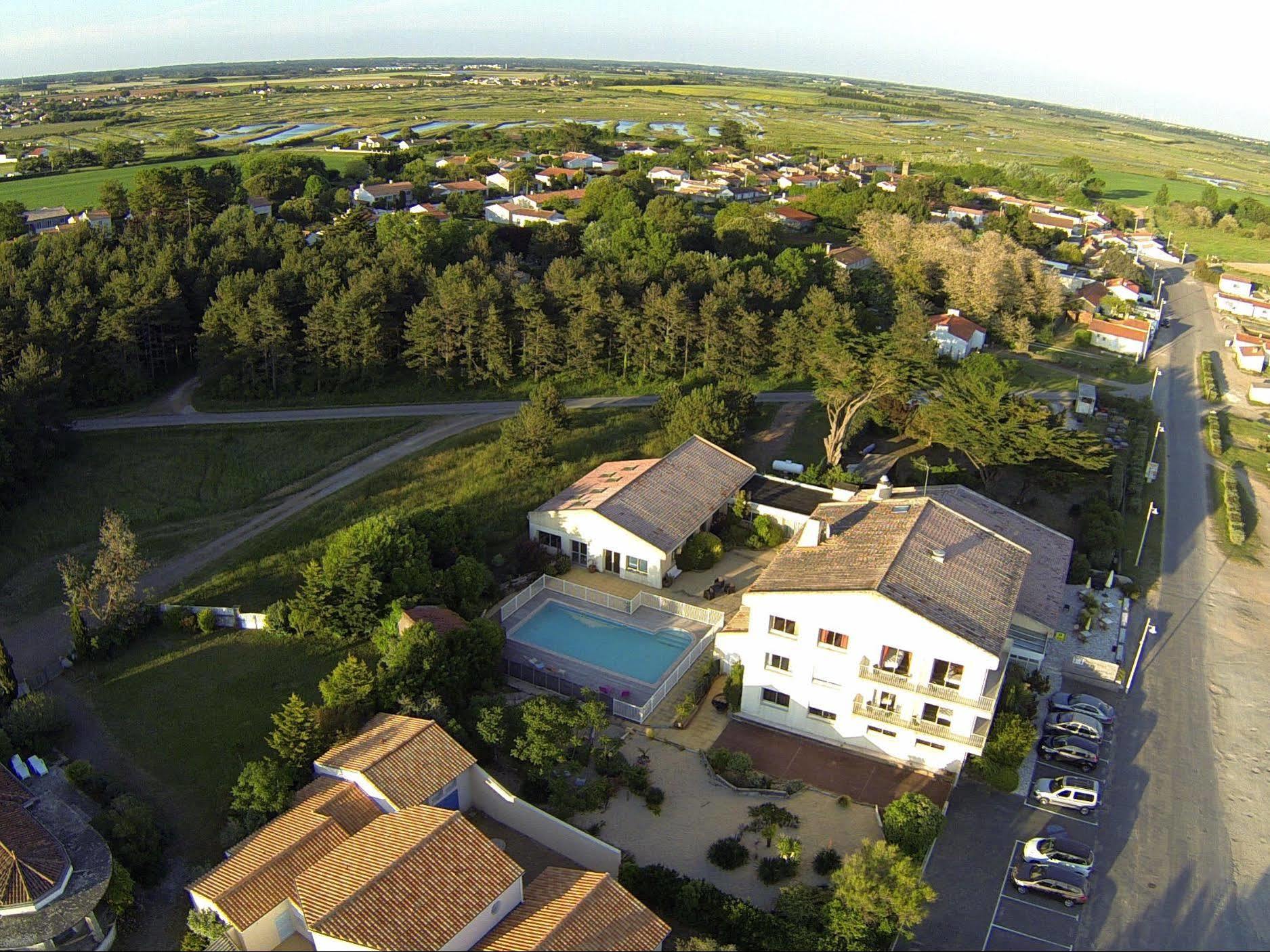 Logis Les Parcs Hotel Talmont-Saint-Hilaire Kültér fotó